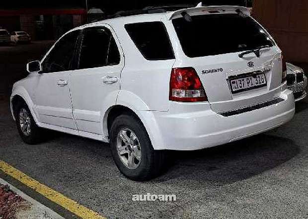 Kia Sorento 2006 — photo 3