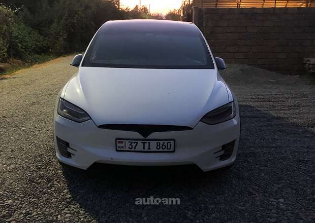 Tesla Model X 2018 — լուսանկար 4