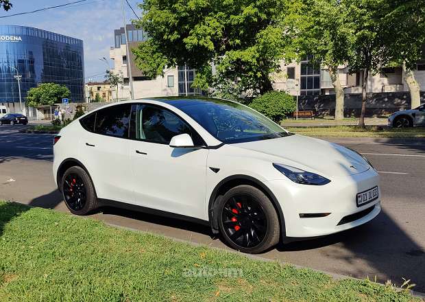 Tesla Model Y 2023 — լուսանկար 1