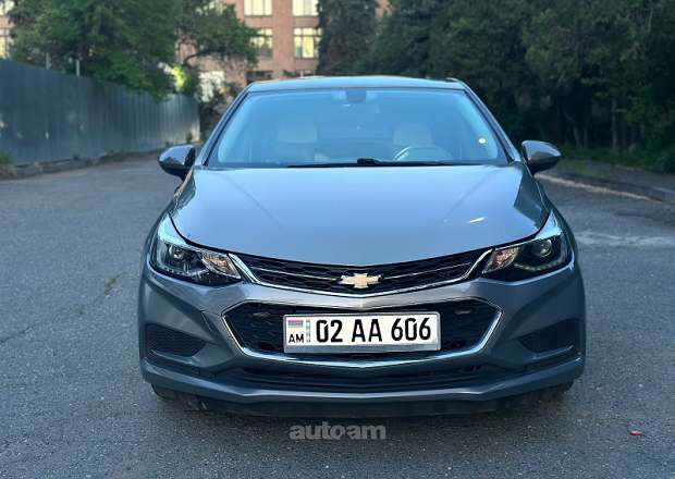 Chevrolet Cruze 2017 — photo 1