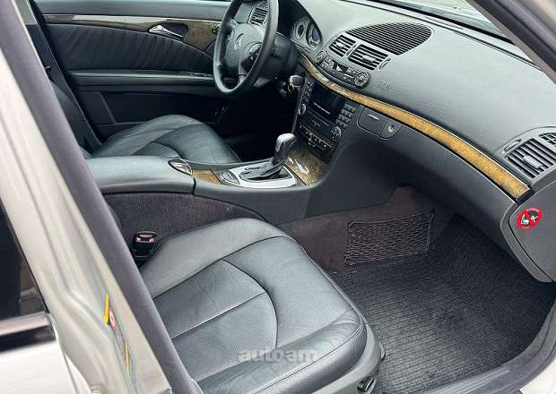Mercedes-Benz E 320 2003 — լուսանկար 6