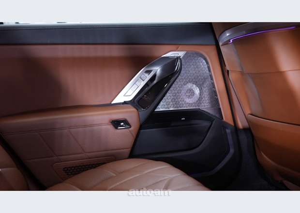 BMW 740