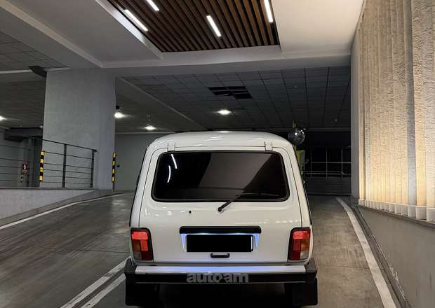 VAZ (Lada) 2121 NIVA (4x4) 2008 — լուսանկար 10