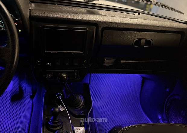 VAZ (Lada) 2121 NIVA (4x4) 2008 — լուսանկար 13