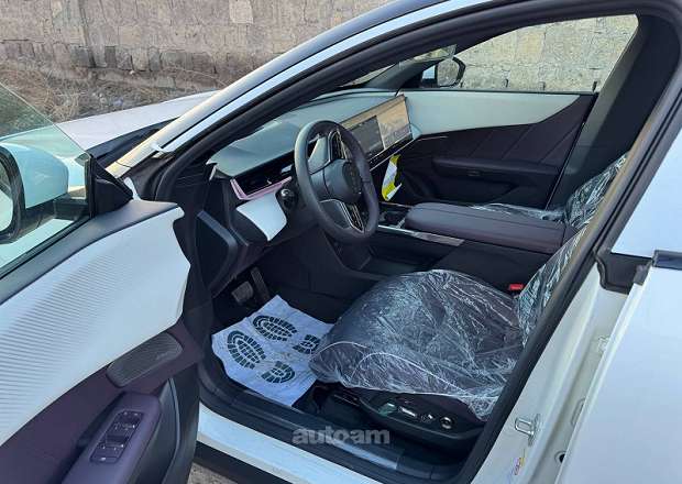 Mazda EZ-60 2025 — լուսանկար 8