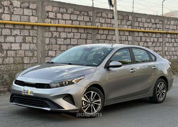 Kia Forte 2022 — photo 1