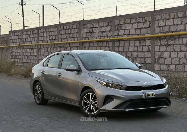 Kia Forte 2022 — photo 4