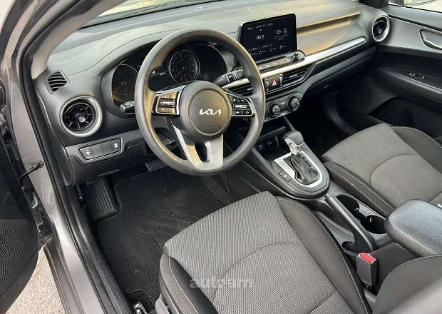Kia Forte 2022 — photo 9