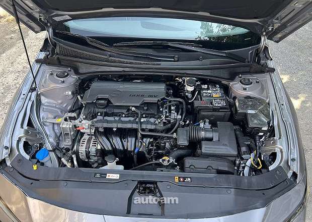 Hyundai Elantra 2024 — photo 13