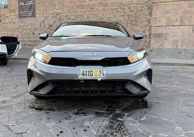 Kia Forte 2023 — լուսանկար 2