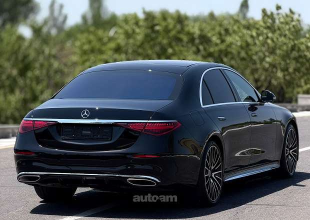 Mercedes-Benz S 580 2025 — photo 2