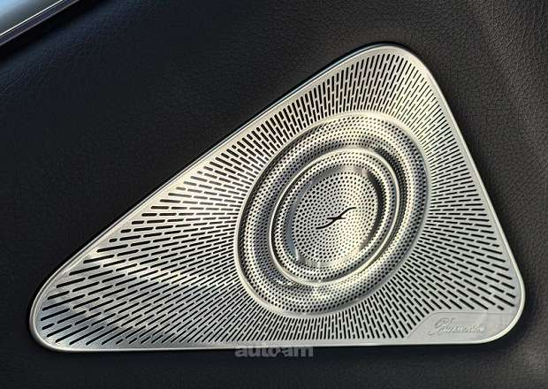Mercedes-Benz S 580 2025 — photo 11
