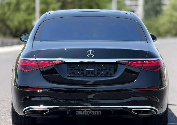 Mercedes-Benz S 580 2025 — photo 3