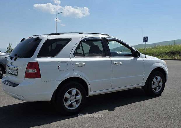 Kia Sorento 2007 — photo 8