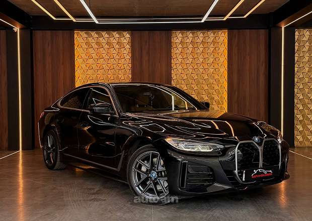 BMW i4