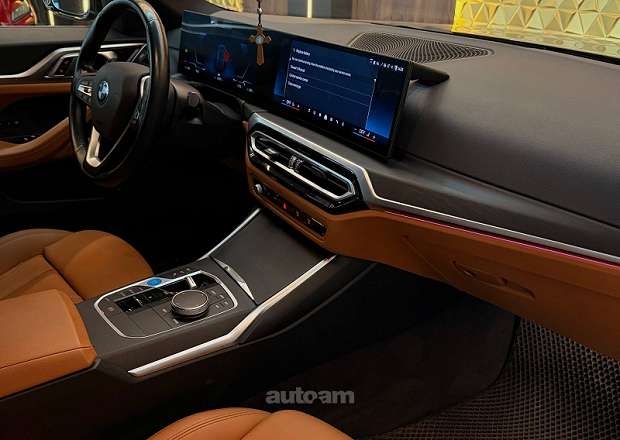 BMW i4