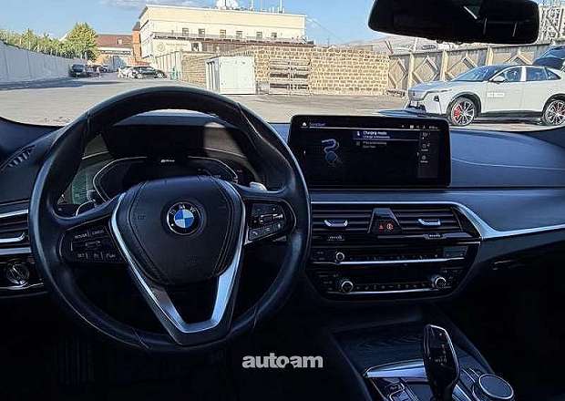 BMW 530 2021 — photo 8