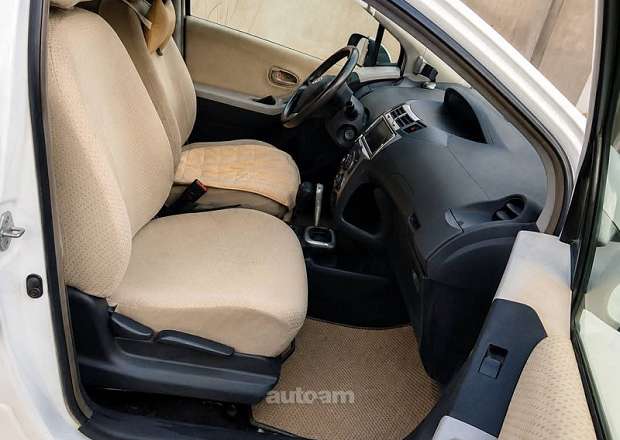 Toyota Vitz 2008 — լուսանկար 4