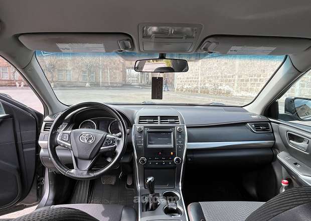 Toyota Camry 2017 — լուսանկար 5