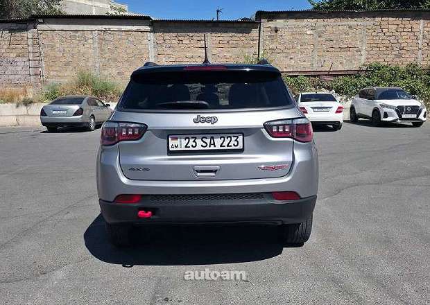 Jeep Compass 2018 — photo 6
