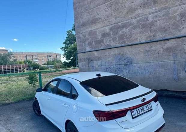 Kia Forte 2020 — լուսանկար 4