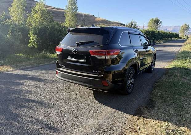 Toyota Highlander 2015 — photo 4