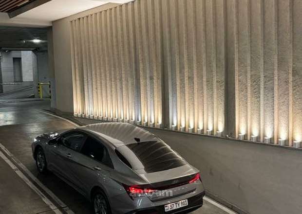 Hyundai Elantra 2024 — լուսանկար 3
