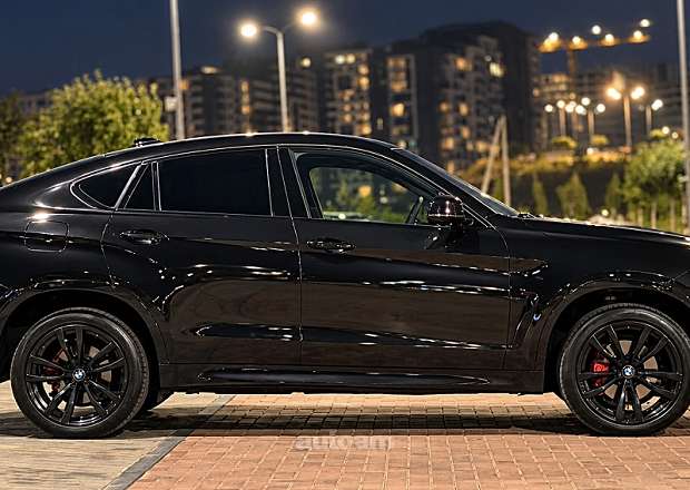 BMW X6 2018 — photo 11