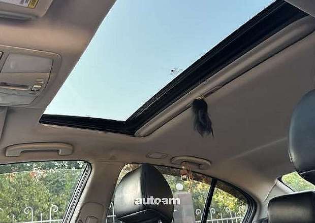 Infiniti G25 2012 — photo 8