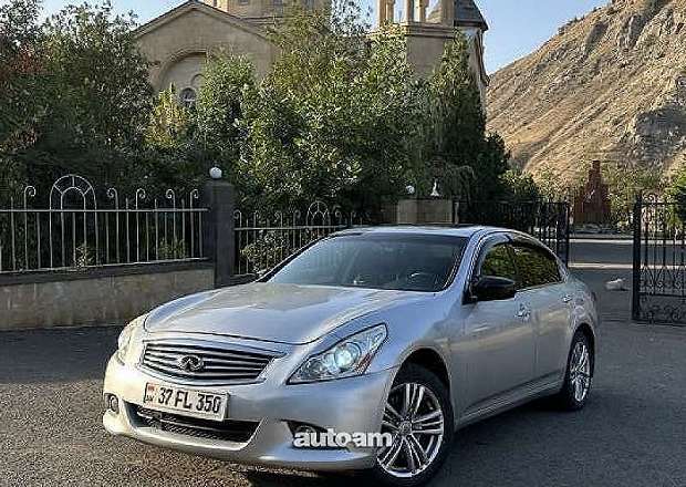 Infiniti G25 2012 — photo 1