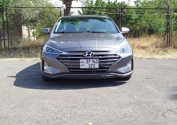 Hyundai Elantra 2019 — լուսանկար 3