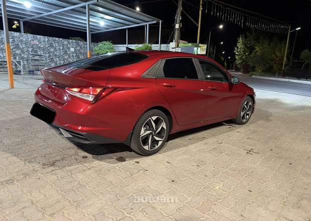 Hyundai Elantra 2023 — լուսանկար 9