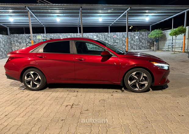 Hyundai Elantra 2023 — լուսանկար 8