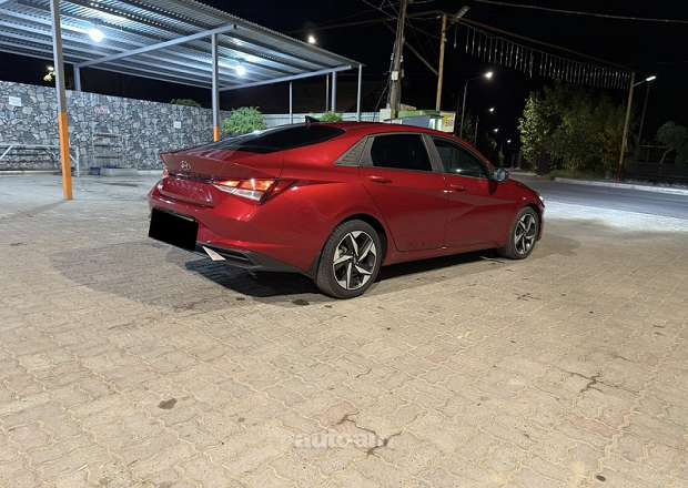 Hyundai Elantra 2023 — լուսանկար 4