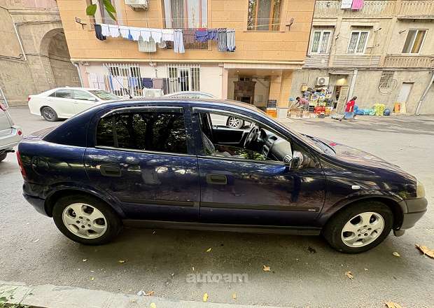 Opel Astra 2000 — photo 4