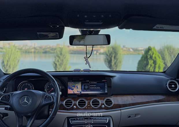 Mercedes-Benz E 300 2017 — լուսանկար 8