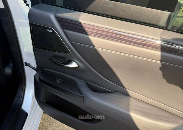 Lexus ES 300 2021 — լուսանկար 10