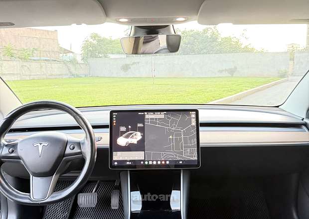 Tesla Model 3 2020 — լուսանկար 9