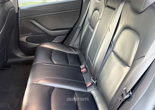 Tesla Model 3 2020 — լուսանկար 11