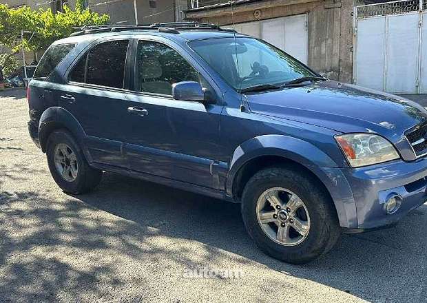 Kia Sorento 2003 — photo 4