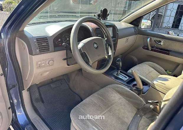 Kia Sorento 2003 — photo 2
