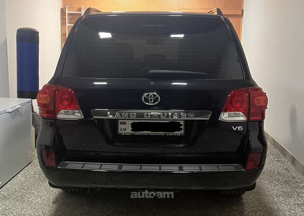 Toyota Land Cruiser 200 2014 — լուսանկար 3