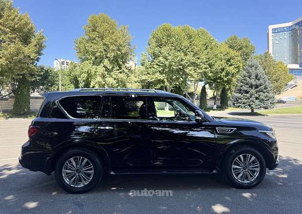 Infiniti QX80 2020 — լուսանկար 8