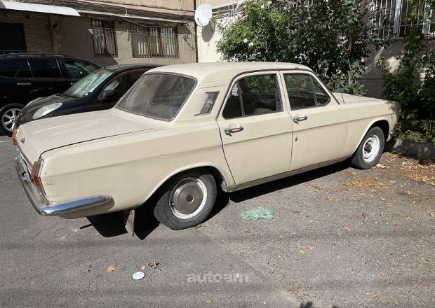 GAZ 24 1977 — լուսանկար 2