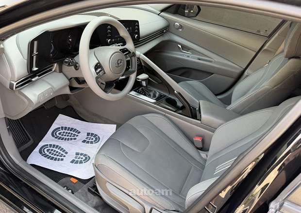Hyundai Elantra 2023 — լուսանկար 7