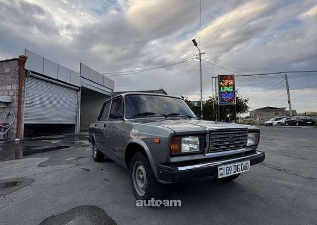 VAZ (Lada) 2107 2011 — photo 1