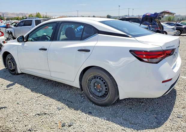 Nissan Sentra