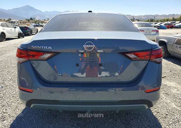 Nissan Sentra