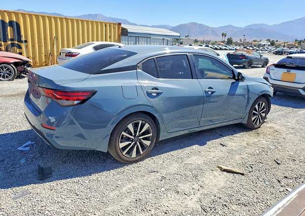 Nissan Sentra