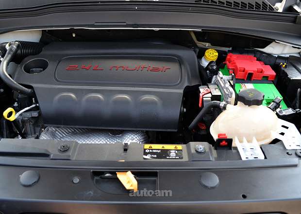 Jeep Renegade 2020 — photo 14